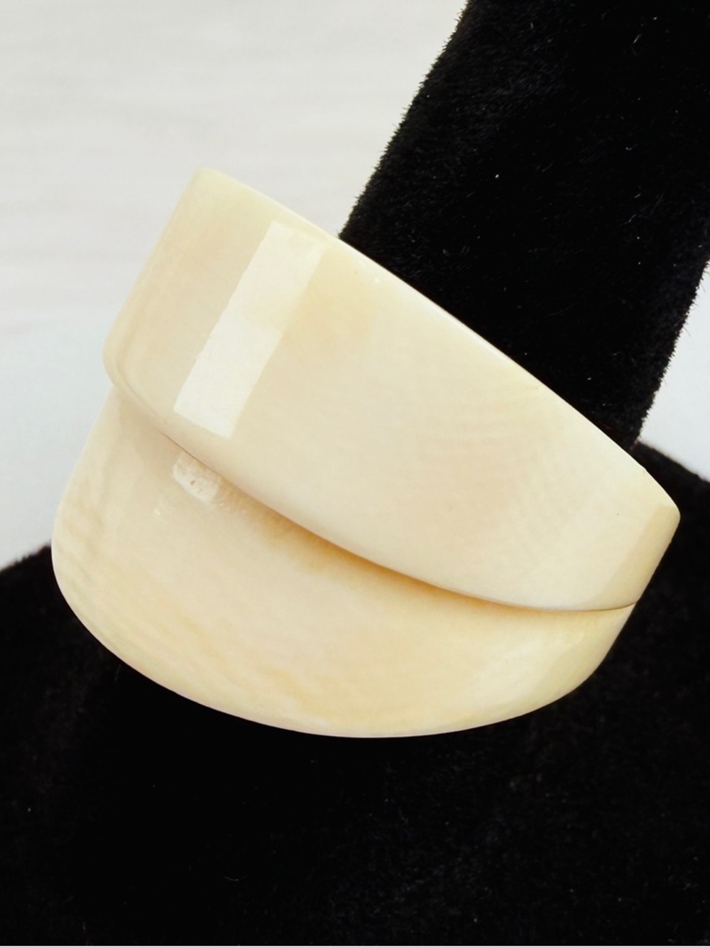 Vintage Cream Wide size 6 bohemian chic ring